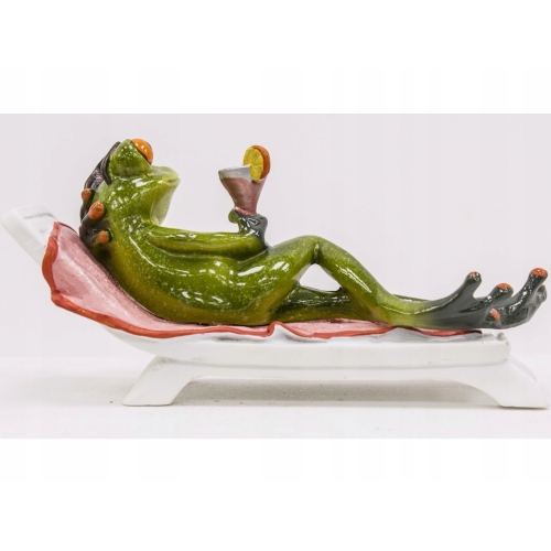 Figurka 19x10x7,5 cm - Żaba na leżaku Z drinkiem
